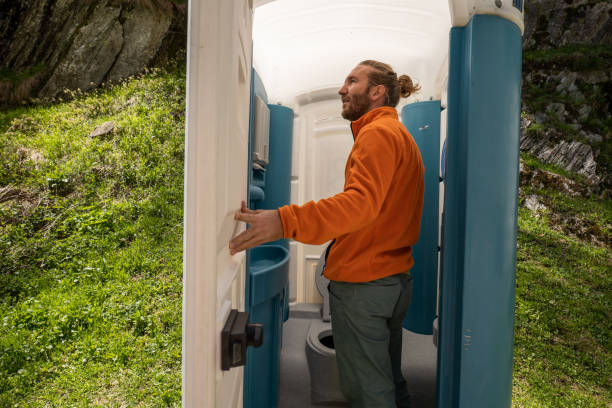 Best Portable bathroom rental  in Parkersburg, WV